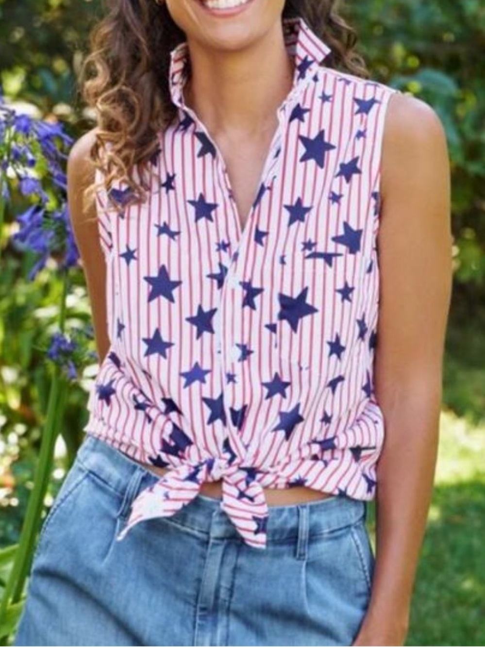 Frank & Eileen Finley Sleeveless Button-Up Red Stripe & Navy Star Shirt, Size M